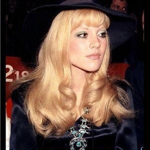 Everything MUST GO- moving. Make an offer! Most offers accepted few exceptions